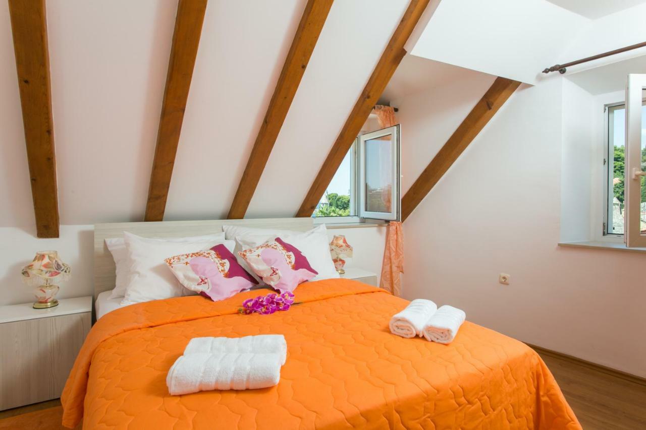 Iva Apartments Кавтат Екстериор снимка