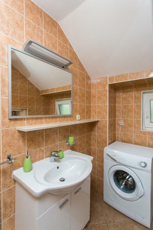 Iva Apartments Кавтат Екстериор снимка